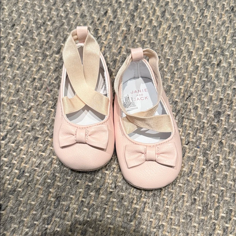 Janie and Jack Soft Pink Baby Ballet Crib Shoes 3-6 Months